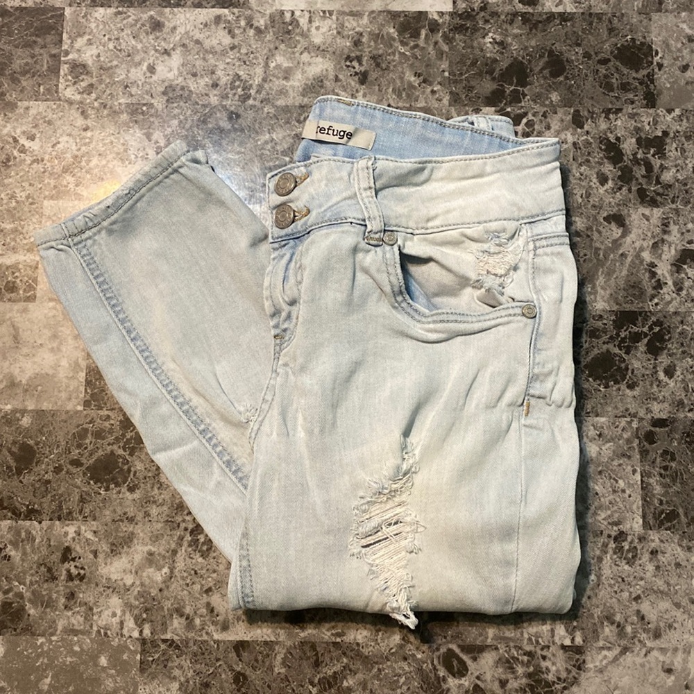 Refuge Ripped Jeans - Size 6